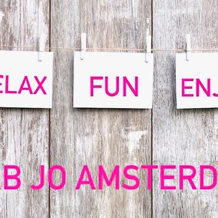 Bed & Breakfast Jo Amsterdam Diemen ภายนอก รูปภาพ