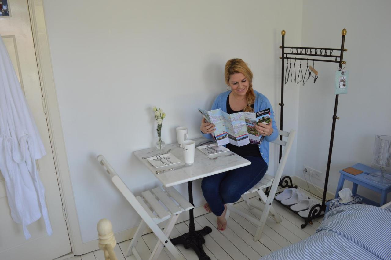 Bed & Breakfast Jo Amsterdam Diemen ภายนอก รูปภาพ