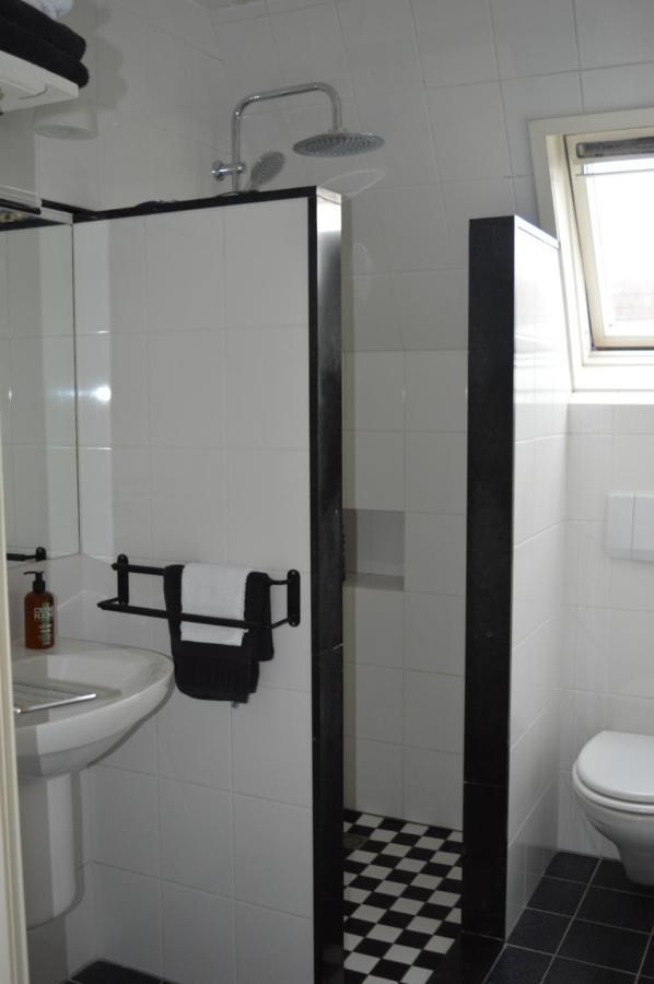 Bed & Breakfast Jo Amsterdam Diemen ภายนอก รูปภาพ