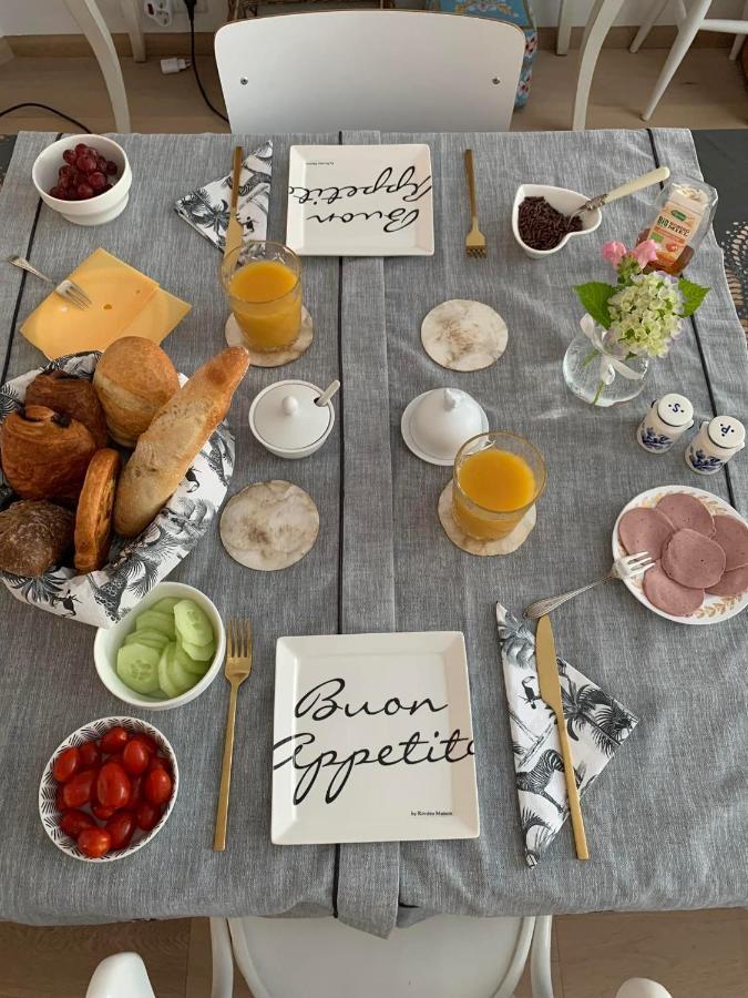 Bed & Breakfast Jo Amsterdam Diemen ภายนอก รูปภาพ