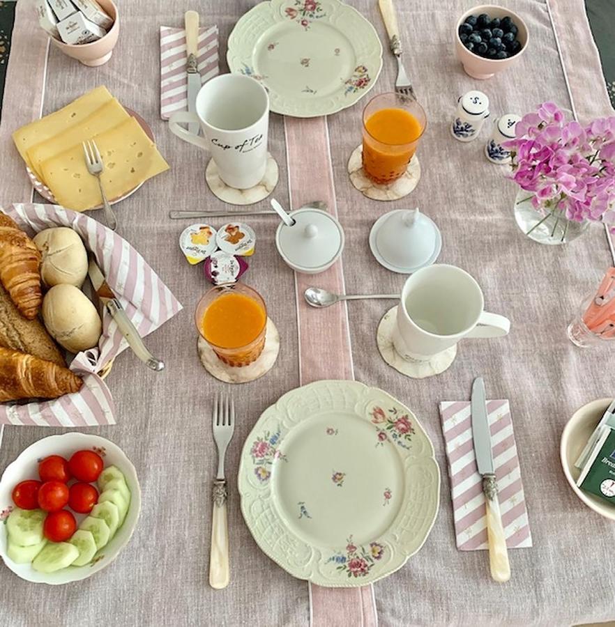 Bed & Breakfast Jo Amsterdam Diemen ภายนอก รูปภาพ