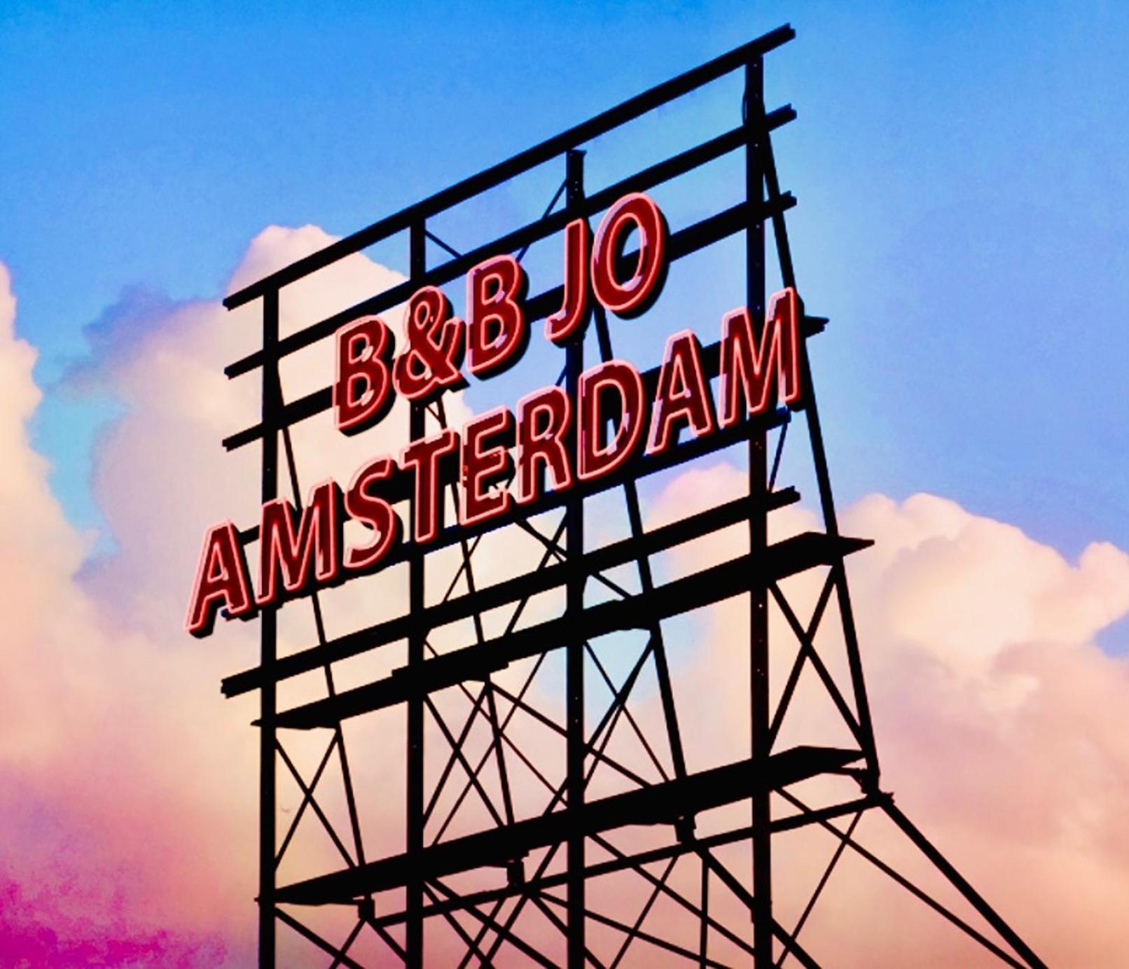 Bed & Breakfast Jo Amsterdam Diemen ภายนอก รูปภาพ